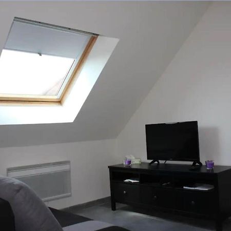 Chez Nous -Parking Gratuit Et Wifi A Vierzon Appartement Buitenkant foto