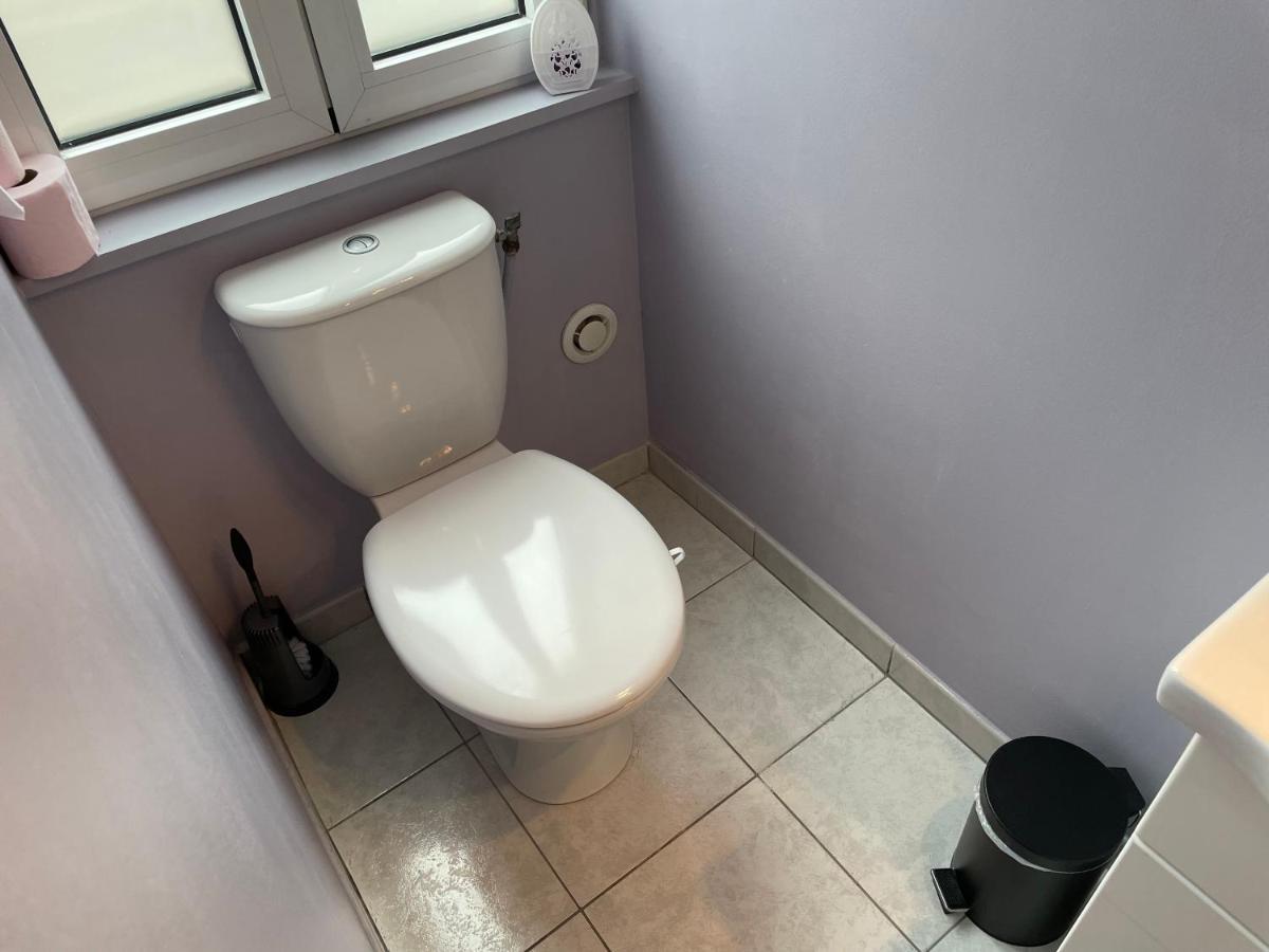 Chez Nous -Parking Gratuit Et Wifi A Vierzon Appartement Buitenkant foto