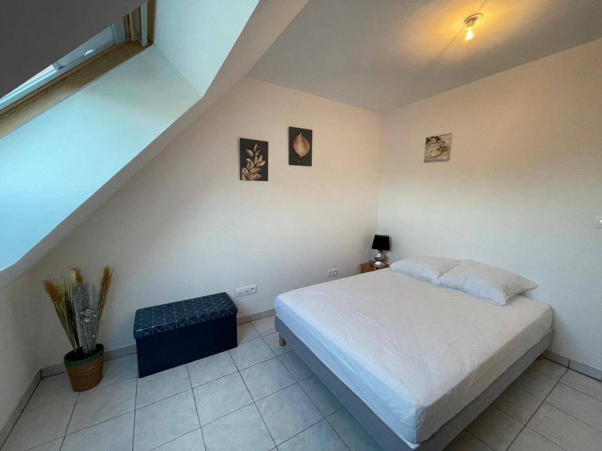 Chez Nous -Parking Gratuit Et Wifi A Vierzon Appartement Buitenkant foto